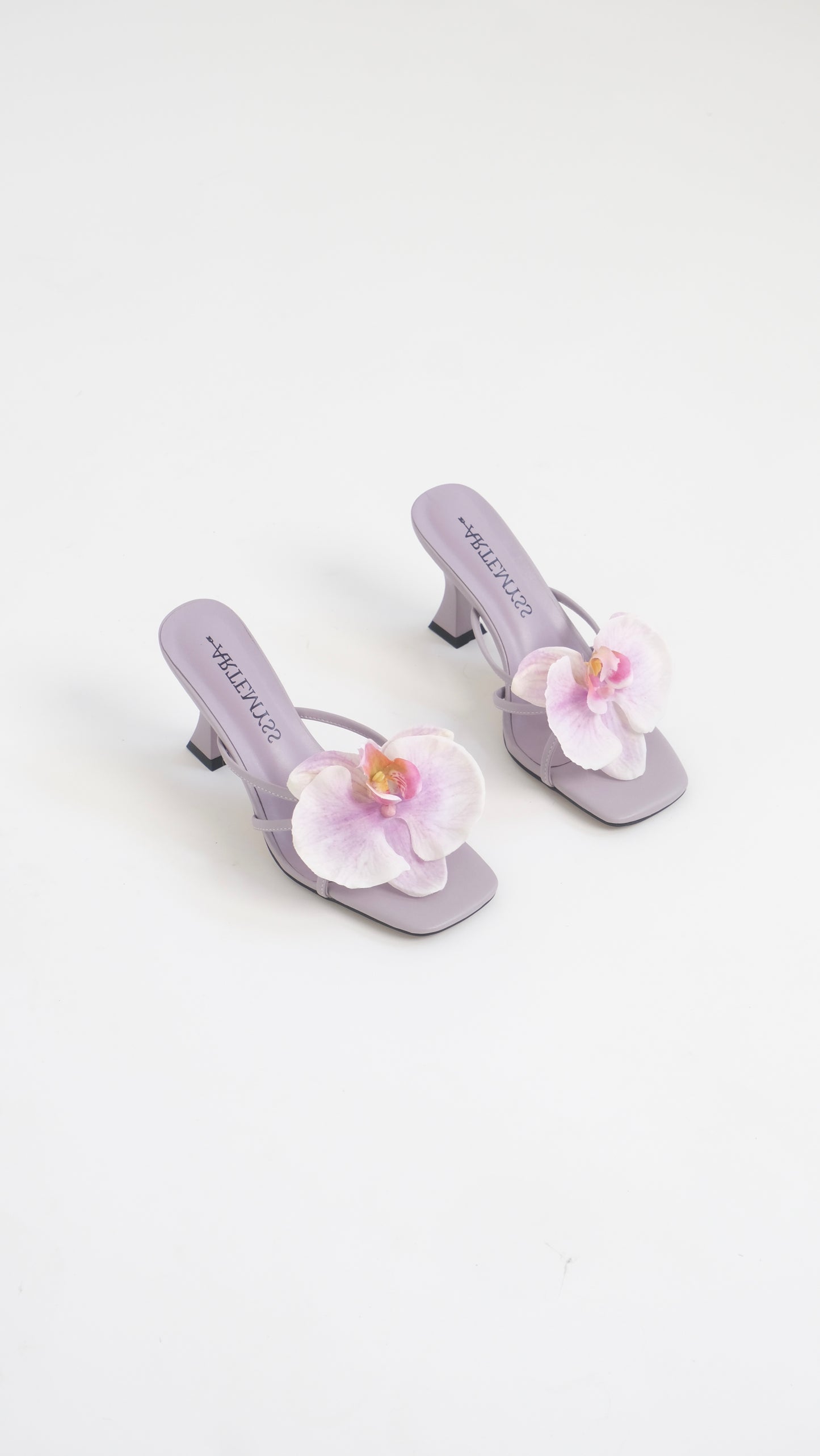 Genevive Mule
