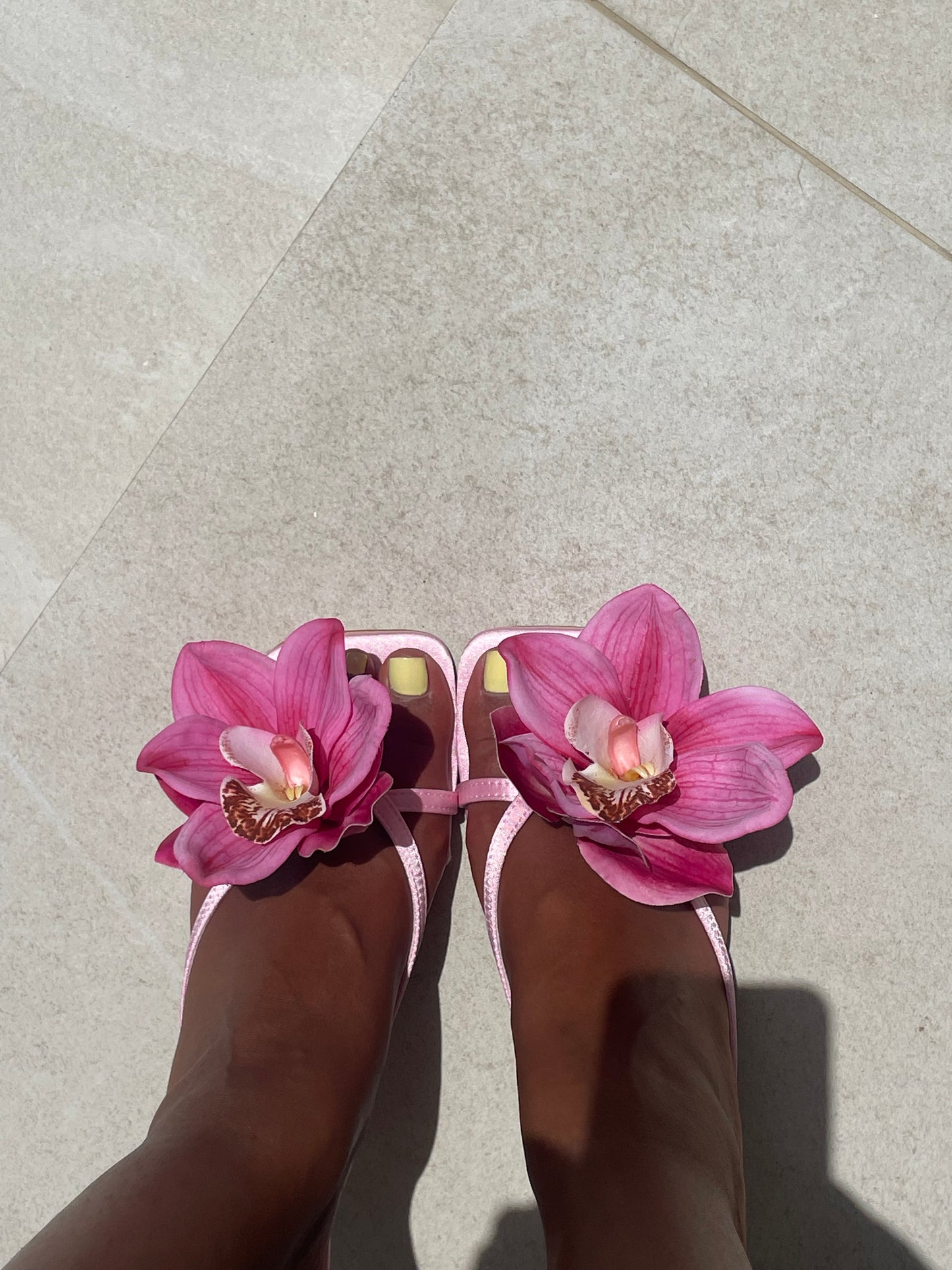 Angelina Light Pink Cymbidium Orchid Sandal