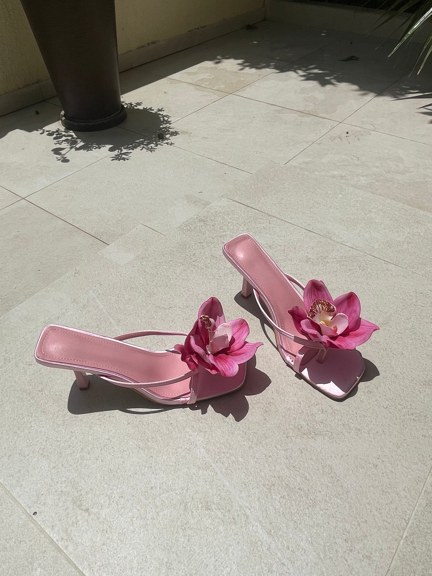 Angelina Light Pink Cymbidium Orchid Sandal