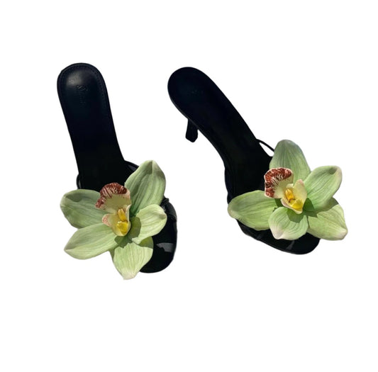 Joline Light Green Cymbidium Orchid Sandal