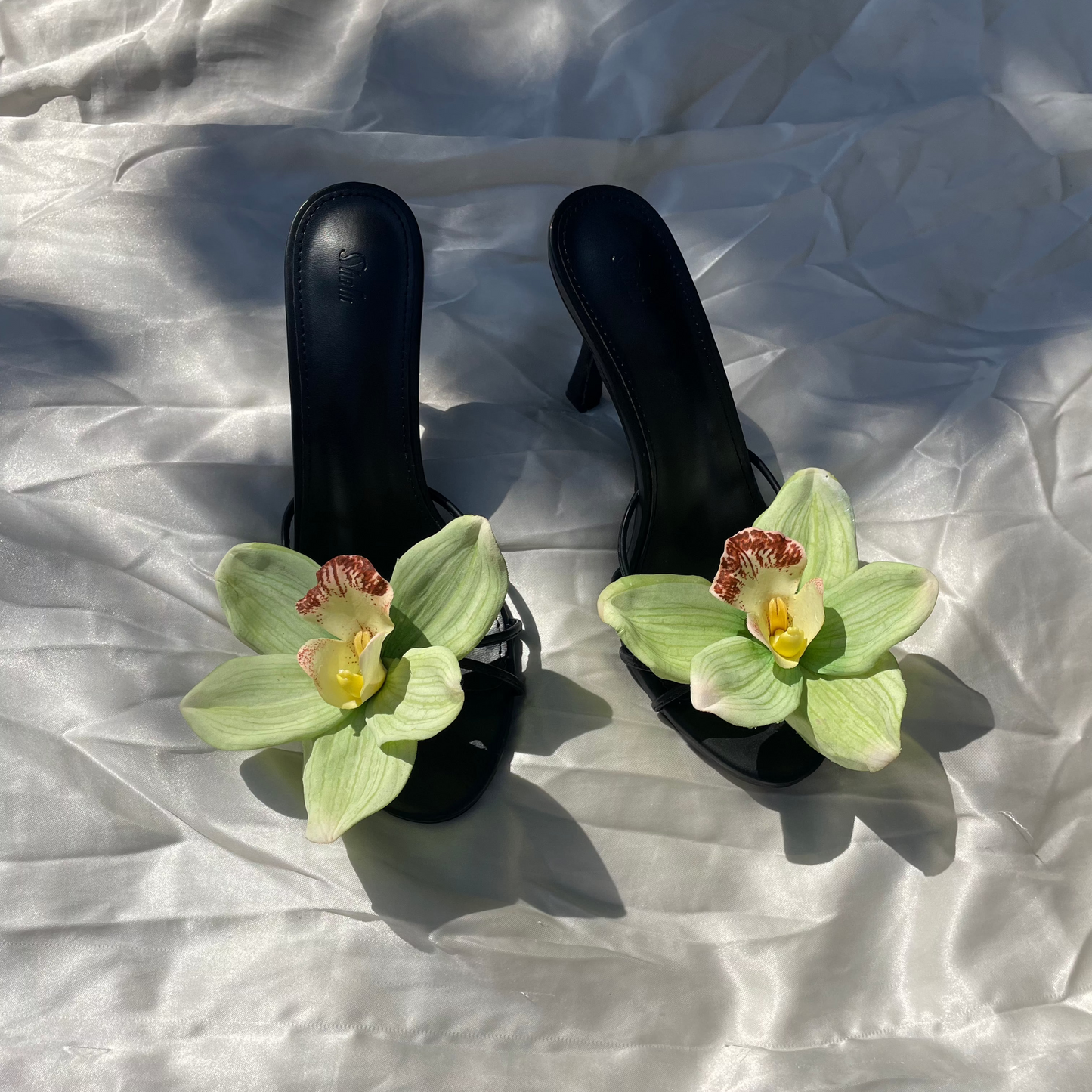 Joline Light Green Cymbidium Orchid Sandal