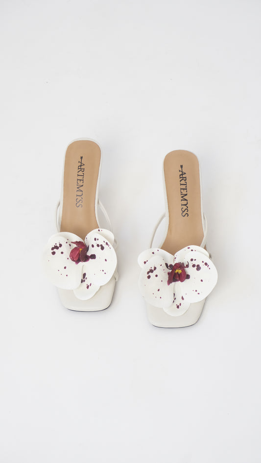 Joi Red and White Spotted Mule