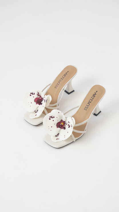 Joi Red and White Spotted Mule