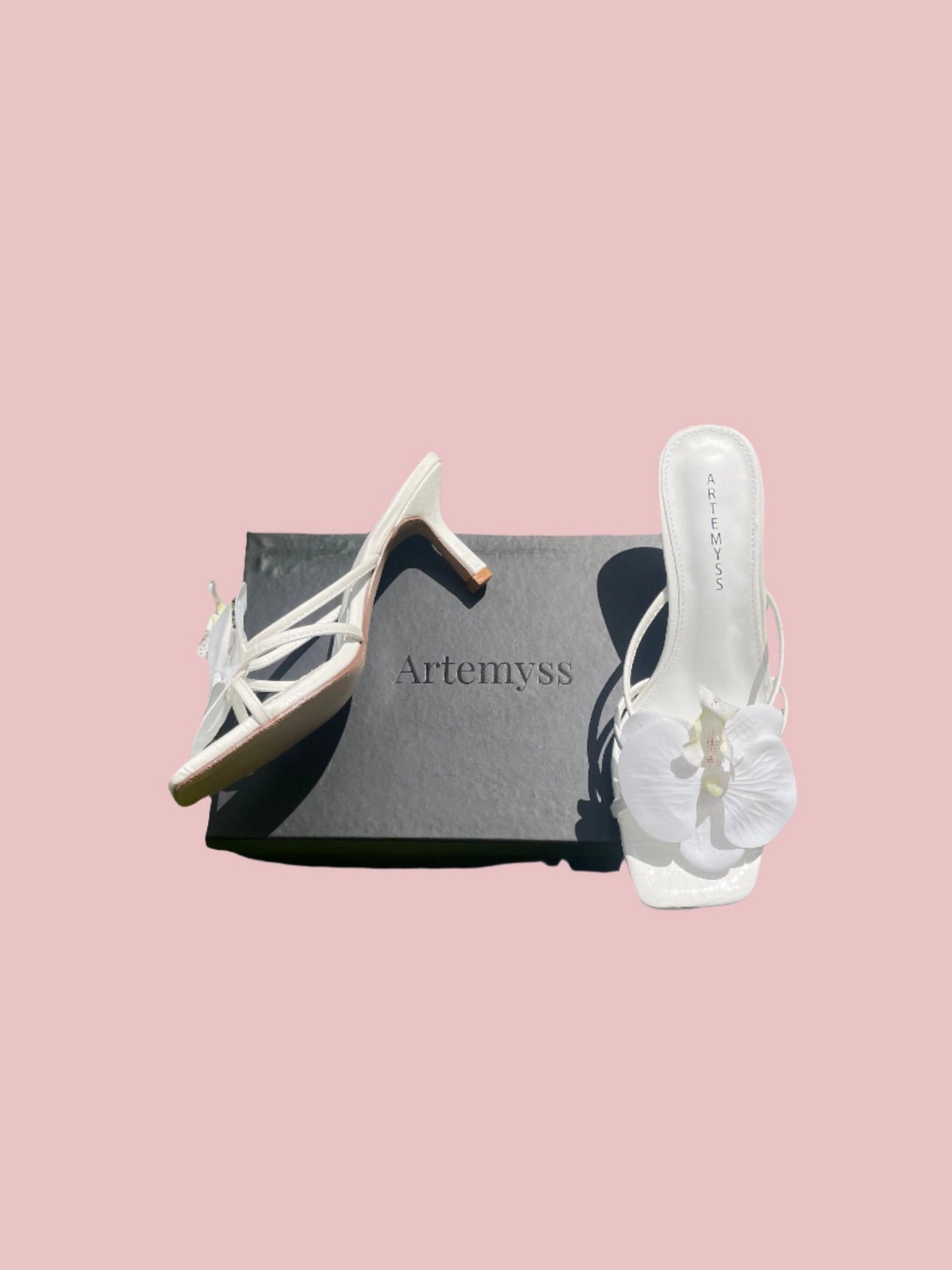 Artemis White Sandal