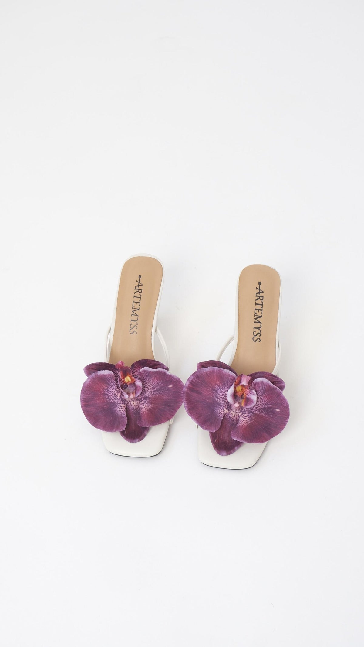 Lily Mule
