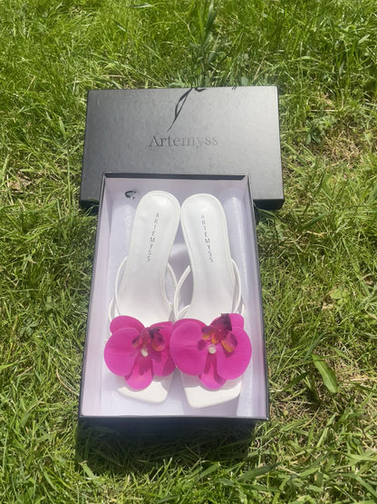 Aria Fuscia Pink Orchid Flower White Sandal